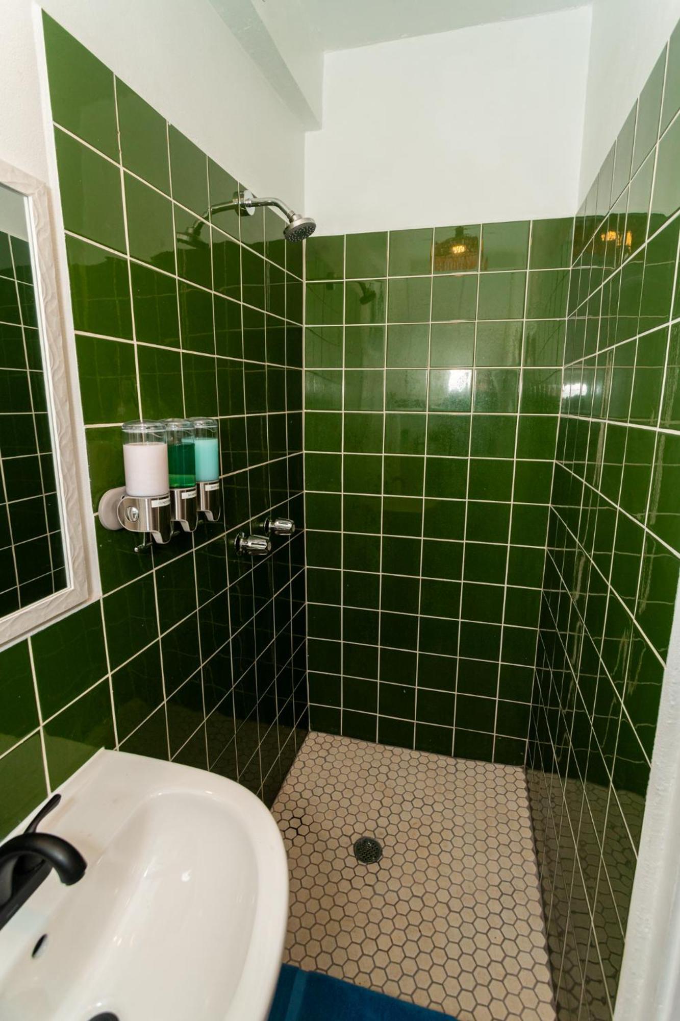 Hodges Bay House Apartment Calibishie Стая снимка